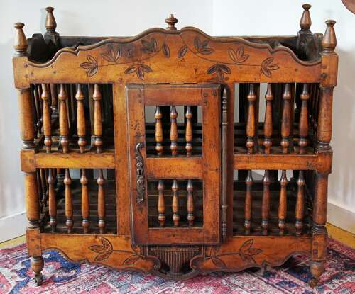 French Walnut Louis XV Styled Panetière, Provence, Late 18th Century