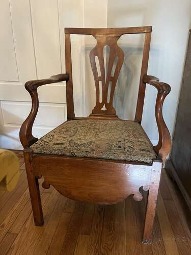 English elm upholstered seat arm chair circa 1900