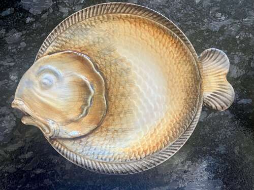 Vintage Italian Majolica Fish Plates – Set of 2